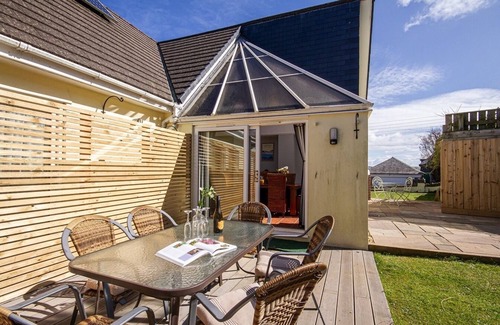 Wadebridge Casa | Orchard House, 5 Star Contemporary and Spacious Holidays in Wadebridge Cornwall.