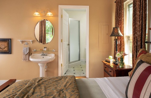 Lovingston Cama Y Desayuno | Orchard House B&B