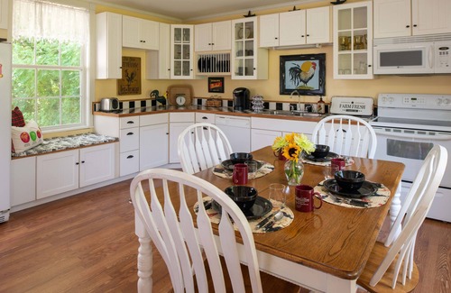 Lovingston Cama Y Desayuno | Orchard House B&B