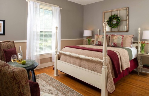 Lovingston Cama Y Desayuno | Orchard House B&B