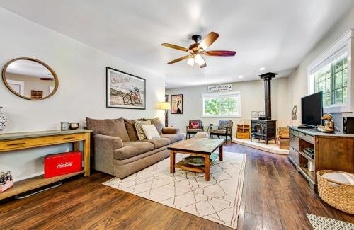 Forestville Casa | Orchard Near the River Escape