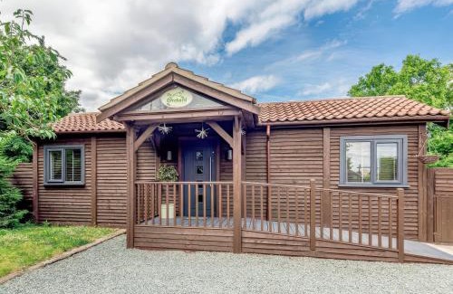 Frampton Casa | Orchard Retreat Staycation