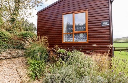 Tintagel Cabaña | Orchard View