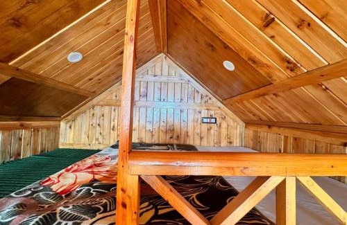 Theog Chalet De Esquí | Orchid hill Homestay