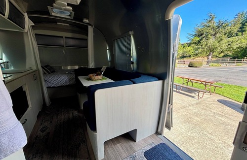 Brookings Casa | Oregon Coast Glamping on the Chetco River