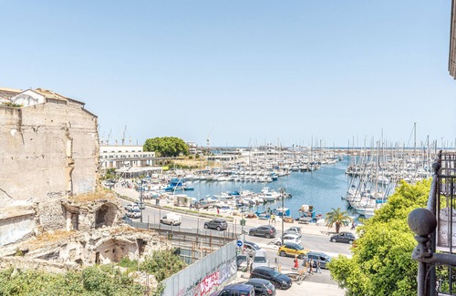 Castellammare Vucciria Apartamento | Oretea Apartment with Terrace by Wonderful Italy
