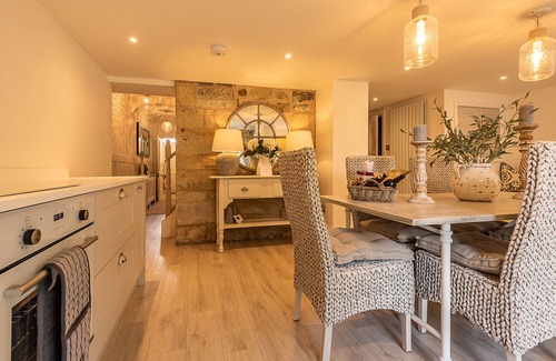 Warkworth Casa | Oriel House - Stunning property with breathtaking views of Warkworth Castle