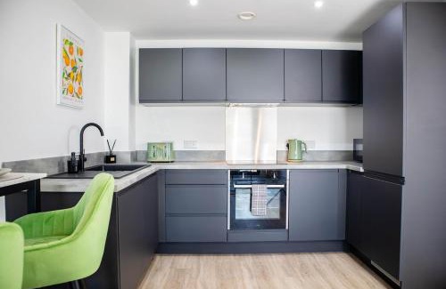 Vauxhall Apartamento | Oriel Suite - Central - Contractors - 6 Beds