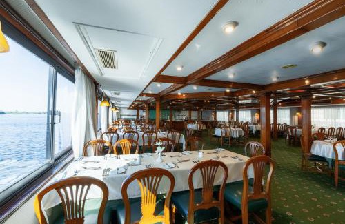 Luxor Alquiler De Eote | Orient Nile Romance Nile Cruise - Every Saturday from Luxor for 07 & 04 Nights - Every Wednesday From Aswan for 03 Nights