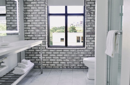 South Downtown Hotel | Origin Atlanta, a Wyndham Hotel