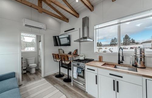 Ovando Casa | Orion Farmstead