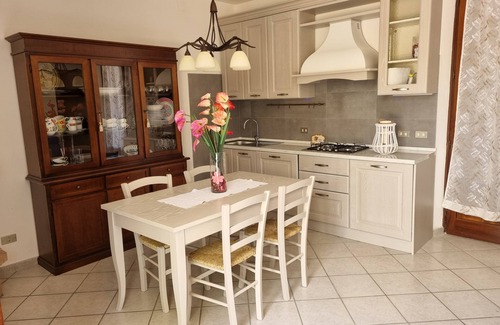 Monteverdi Marittimo Cabina | Orizzzonti del Castelluccio Red fox enchanting elegant cottage