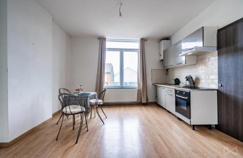 Charleroi Apartamento | Orléan 41 B centre-gare-aéroport