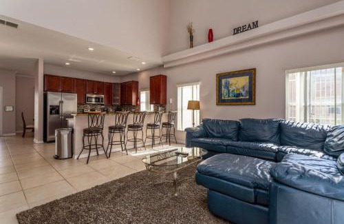 Lake Davenport Estates Casa | Orlando Villa 6441: Spacious 6BR Pool Home Near Disney