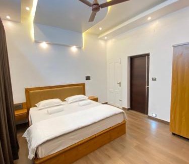 Peermade Casa | Orleenz Home stay