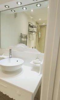 Wilton Cama Y Desayuno | Orles Barn Guest House
