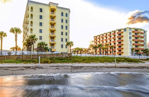 Bostroms Condominio | Ormond Beach escape, 1 bedroom.
