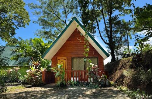 Peñas Blancas Cabina | Oro Verde Lodge