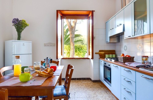Sas Linnas Siccas Apartamento | Cerdeña, Orosei, Cala Liberotto: apartamento a 20 metros de la playa, jardín