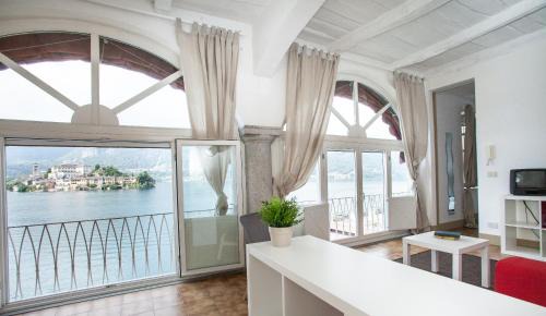 Orta San Giulio Apartamento | -Ortaflats- Appartamento Gli Archi