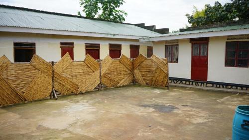 Kibale Casa | Orucuba Gardens & Campsite