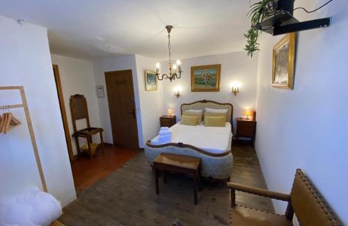 Tautavel Hotel | Os-thel, Chambres à louer