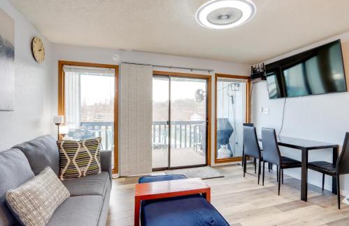 Osage Beach Apartamento | Osage Beach Vacation Rental with Pool Access