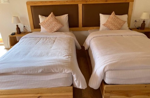 Hundar Hotel | Osay Khar Resort