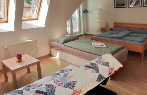 Jinonice Apartamento | Oscar's Prague Apartment near the metro