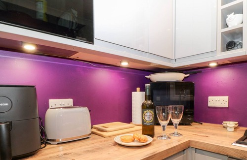 Uffculme Casa | OSCAR'S RETREAT, with a garden in Uffculme