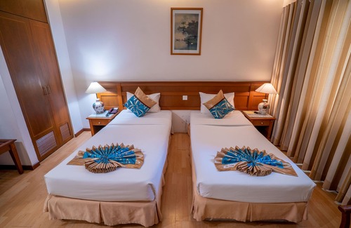 Nguyen Hue Walking Street Hotel | Oscar Saigon Hotel