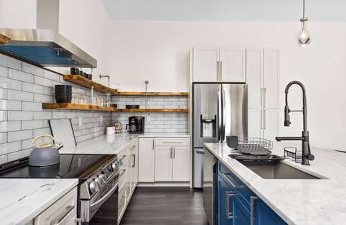 Valley Hill Casa | Osceola Lake Retreat minutes from Downtown, Breweries, Crafts, Equestrian Trail