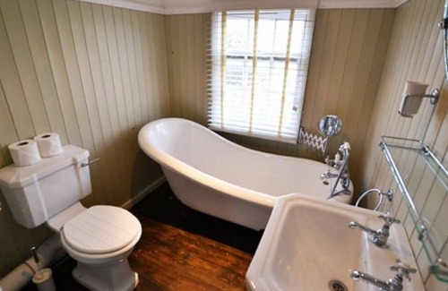 Maldon Apartamento | Honeypot Cottage/ 2-bed home on Osea Island, Essex