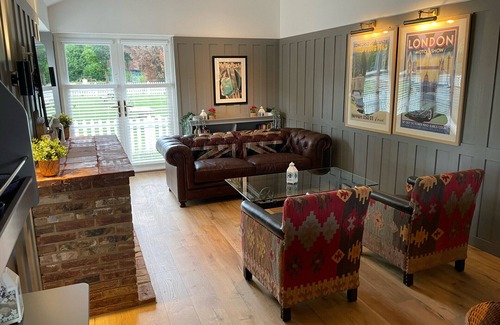Maldon Cabaña | Osea Island Enchanting Cottage