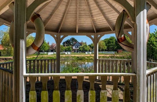 Maldon Apartamento | Orange Blossom / 3-bed home on Osea Island, Essex