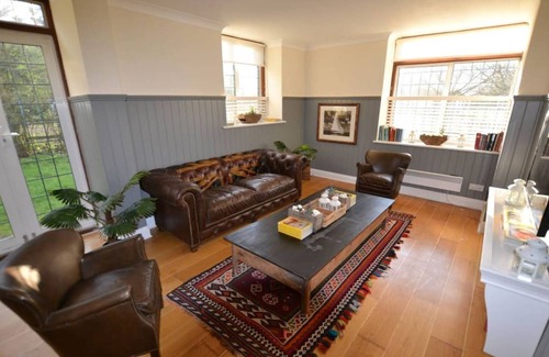 Maldon Apartamento | Orange Blossom / 3-bed home on Osea Island, Essex