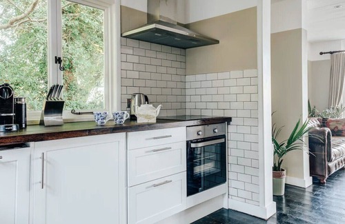 Maldon Apartamento | Manor House / 10-bed home on Osea Island, Essex