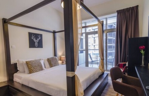 Dubai Sports City Apartamento | OSKENA Vacation Homes - The Medalist Tower Sport city