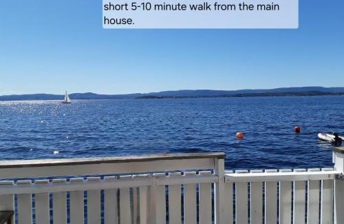 Nesoddtangen Casa | Oslo Fjord views with your own private beach hut at Flaskebekk