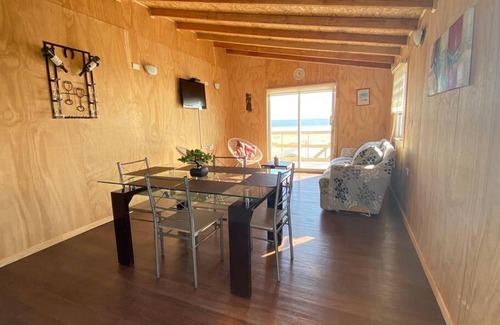 Pucatrihue Apartamento | Osorno Cabaña con Dcto a orilla de rio y mar