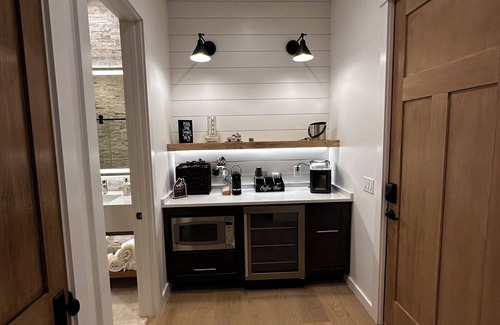 Walterboro Casa | Osprey Cottage Suite 3717-A - part of the Eden at Gracefield Event Venue