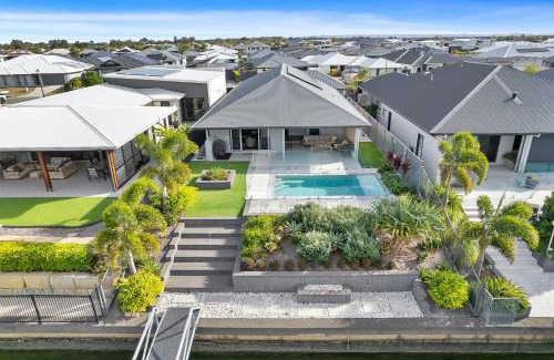 Banksia Beach Casa | OSPREY ISLAND RETREAT
