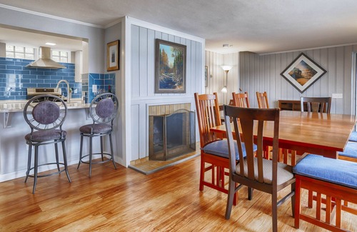Ithaca Casa | Osprey Landing : 2 Minutes to Ithaca + Close to Cornell + Lakeside Retreat