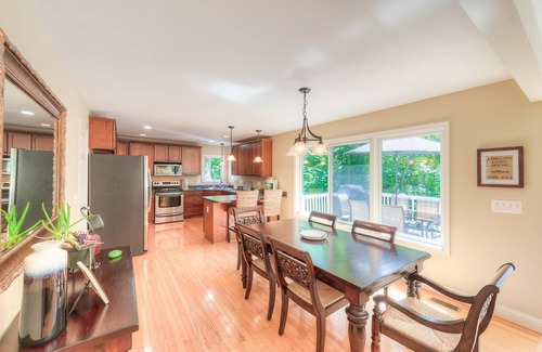 Dovey Luck Casa | Osprey Landing - Hot Tub, Private Home, Two Decks, Dock, Kayaks, and Fire Pit