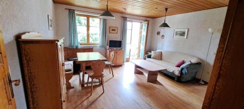 Schwarzenbach Apartamento | Osserapartment Green