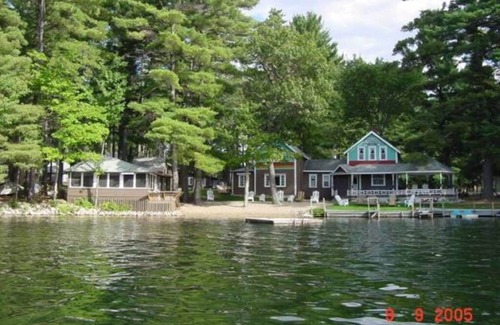 Waterboro Casa | Ossipee Lake house, pet friendly