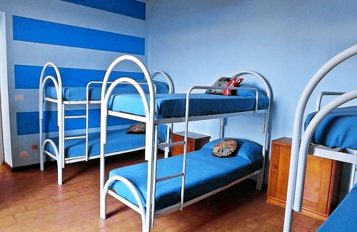 Ameno Hostal | Ostello del Quadrifoglio