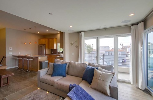 Mission Beach Casa | Ostend Villa