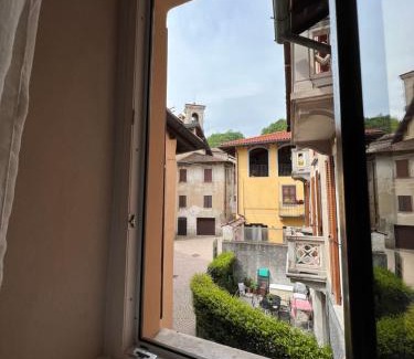 Brusimpiano Cama Y Desayuno | OSTERIA al CANTONACCIO ROOMS