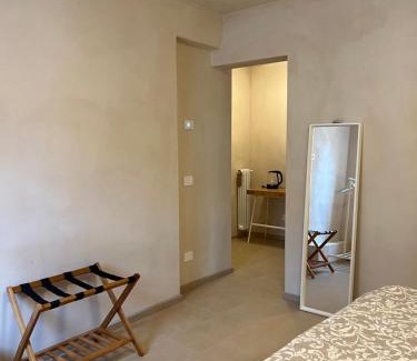Brusimpiano Cama Y Desayuno | OSTERIA al CANTONACCIO ROOMS